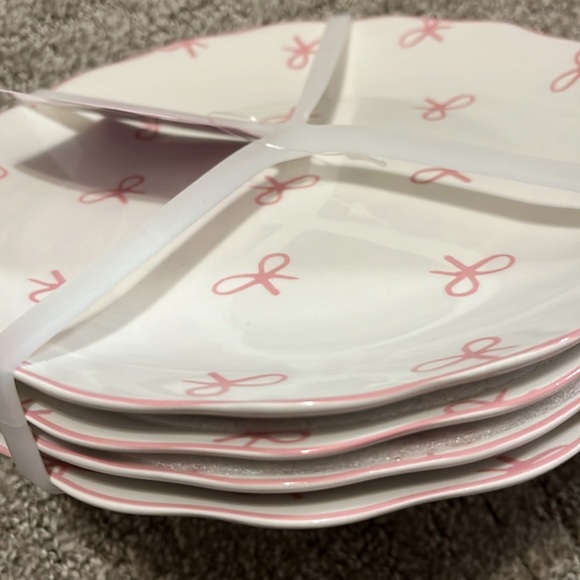Pink Scallop Bow - Coquette Godinger Set of Four 8 Inch Plates - Picture 2 of 4